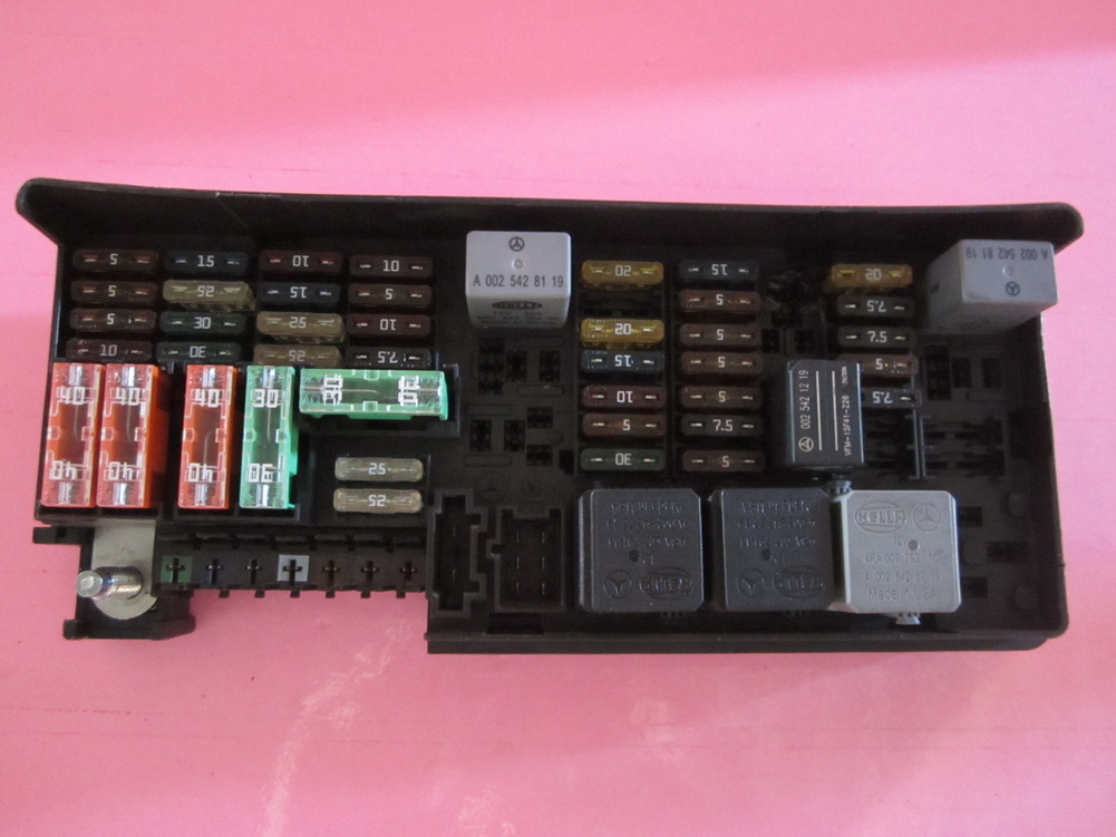Mercedes Ml350 Fuse Panel Diagram / 1998 2005 Benz Ml320 Ml350 Ml500